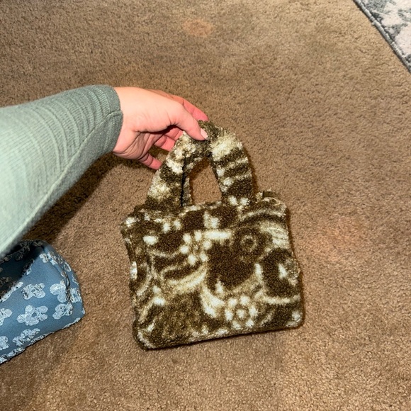 AE Floral Patterned green Handbag - Picture 1 of 4